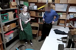 Shoplifter gets bang in doggystyle