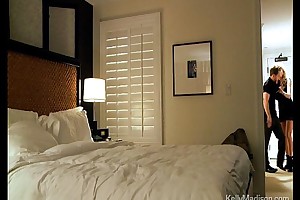 Hot hotel size sex with a Mr Big Fastened whore