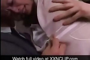 Hot asian office lady groped in bus - Wait for full convenient XXNCLIP xxx movie 